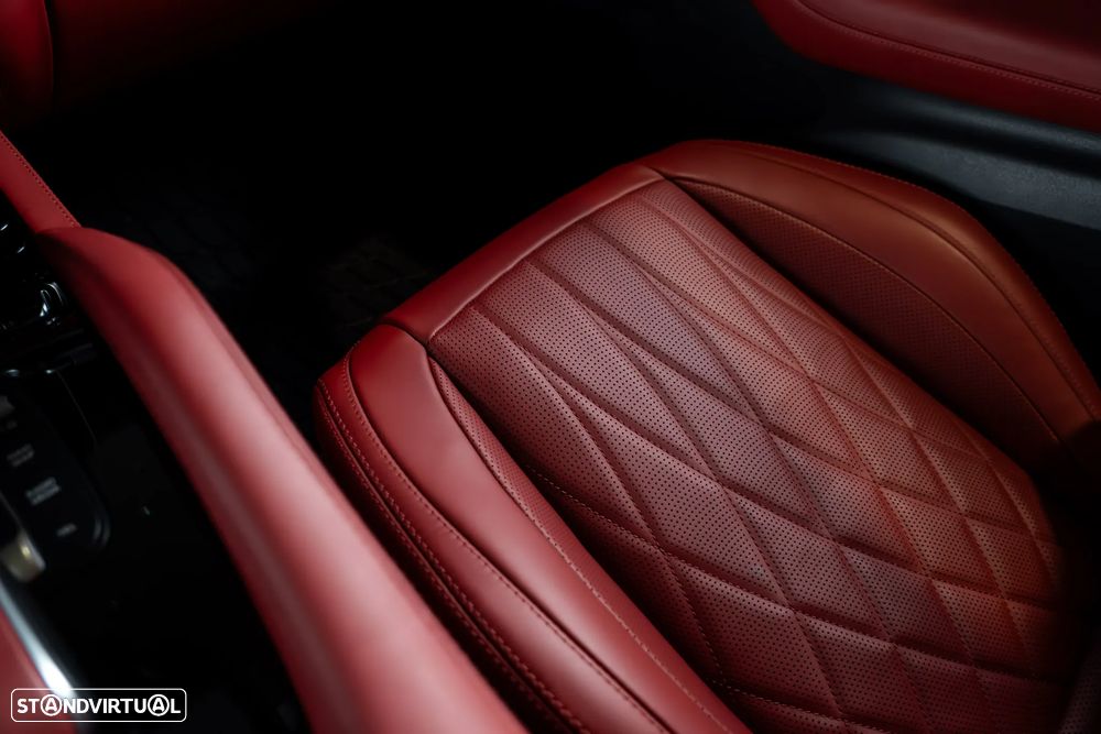 Mercedes-Benz GLE 53 AMG Hybrid 4Matic+ - 34