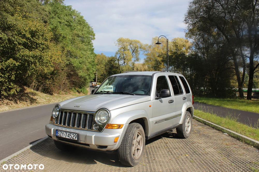 Jeep Cherokee - 2