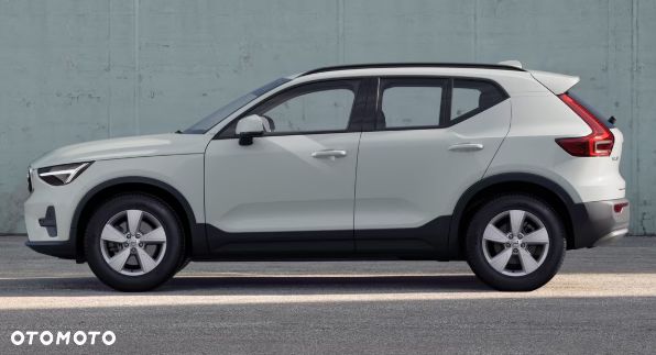 Volvo XC 40 B3 Essential - 4
