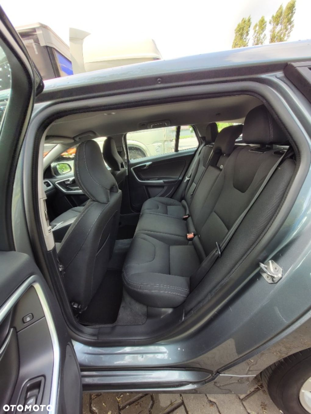 Volvo V60 D2 Summum - 15