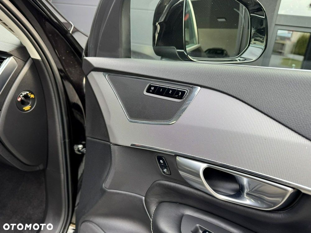 Volvo XC 90 D5 AWD Inscription 7os - 21