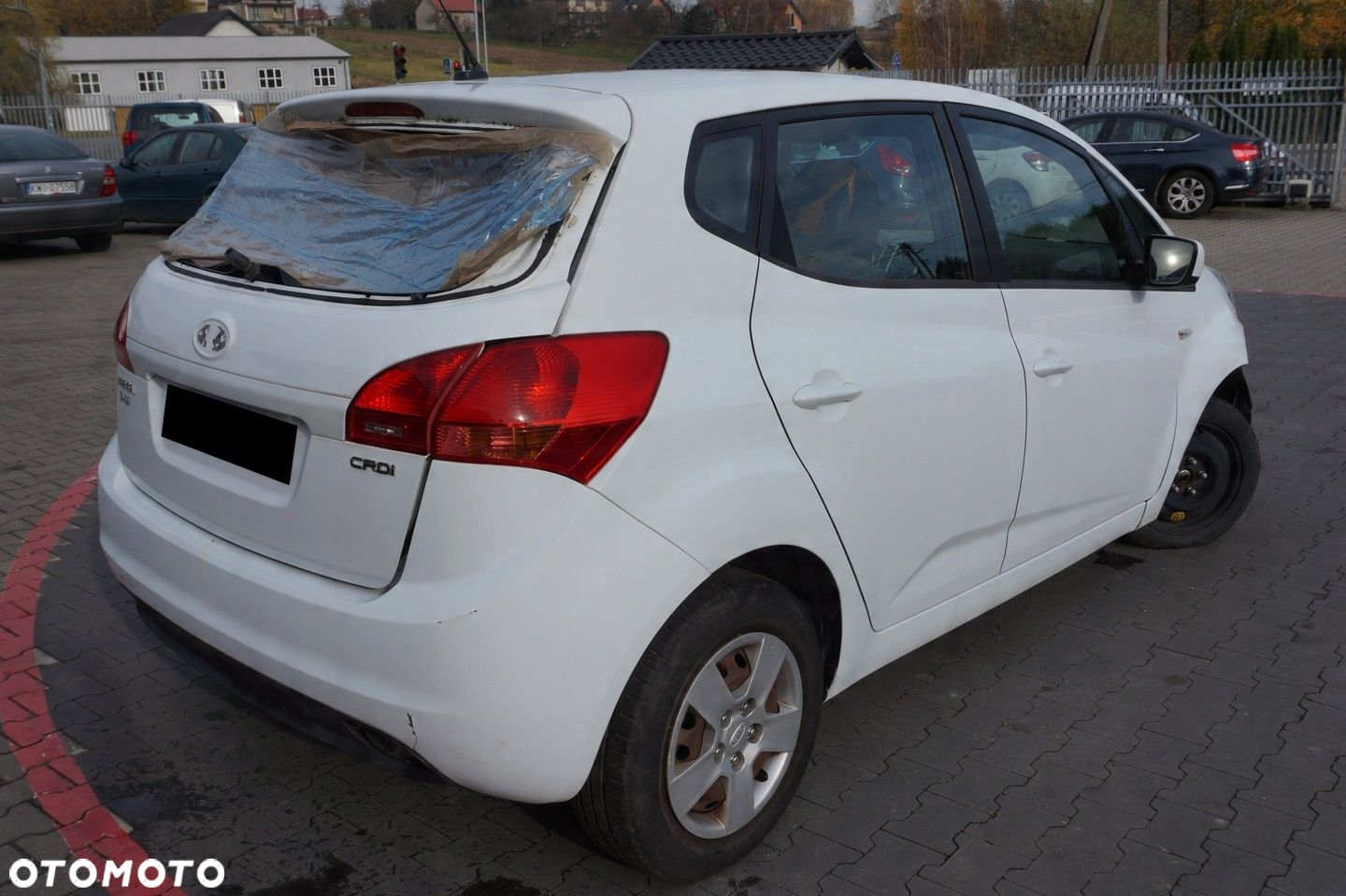 KIA VENGA YN ĆWIARTKA BŁOTNIK TYŁ PRAWY WD - 8