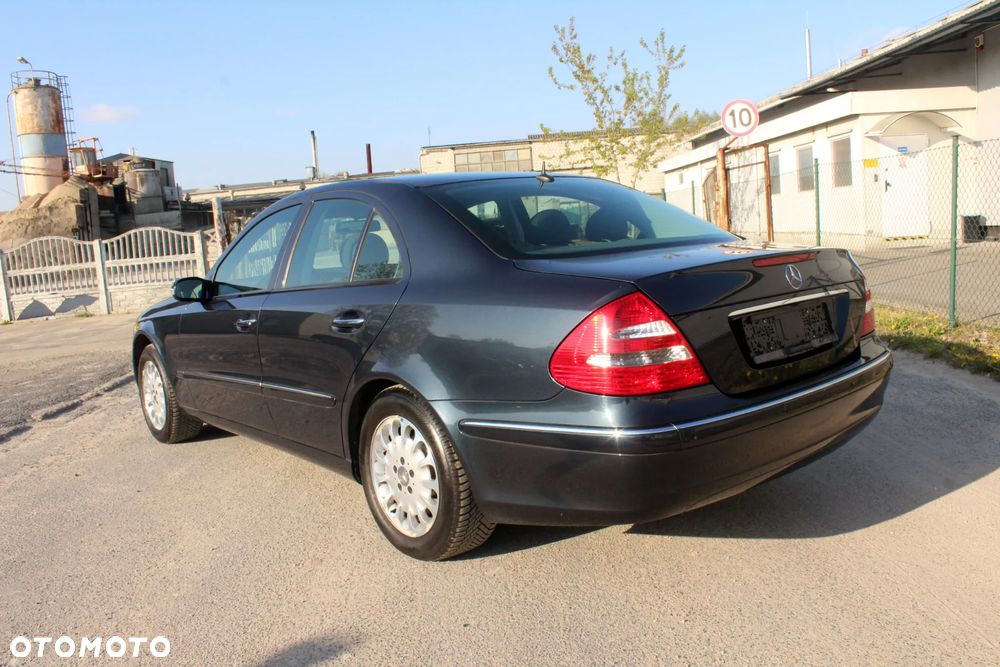 Mercedes-Benz Klasa E 200 Kompressor Automatik Elegance Sport Edition - 9