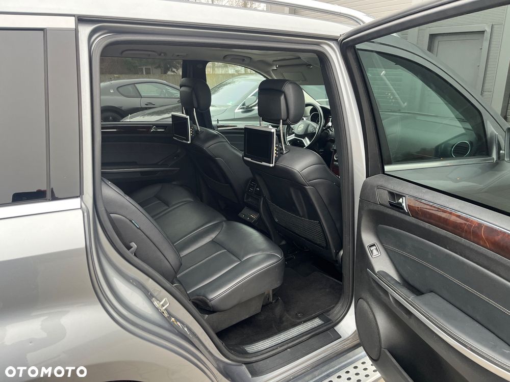 Mercedes-Benz GL 500 4Matic (BlueEFFICIENCY) 7G-TRONIC - 14