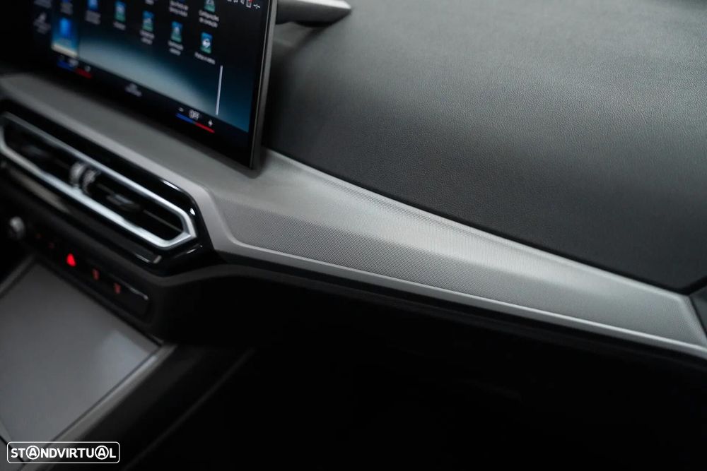BMW 320 e Auto - 21