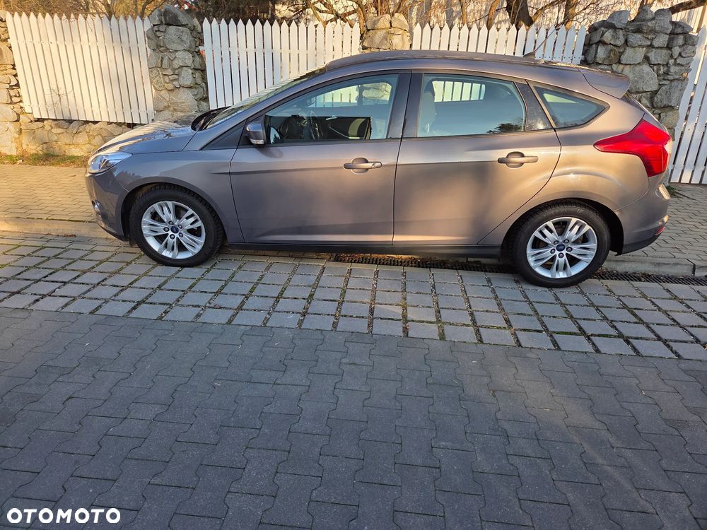 Ford Focus 1.6 TDCi DPF Titanium - 21