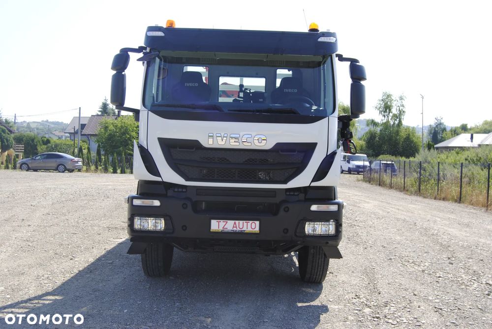 Iveco Trakker 410 6x4 SKRZYNIA 6.8m HDS PALFINGER 22002-eh / PILOT 5x wysów ROTATOR STAN IDEALNY - 3