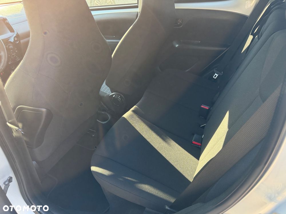 Peugeot 108 VTI 72 Stop&Start Top Style - 11