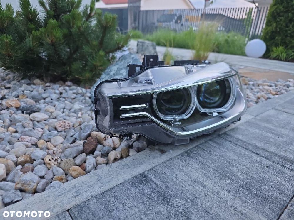 BMW 3 F30 F31 Lampa lewa przód Bi-Xenon Led 6311-7259525 - 3