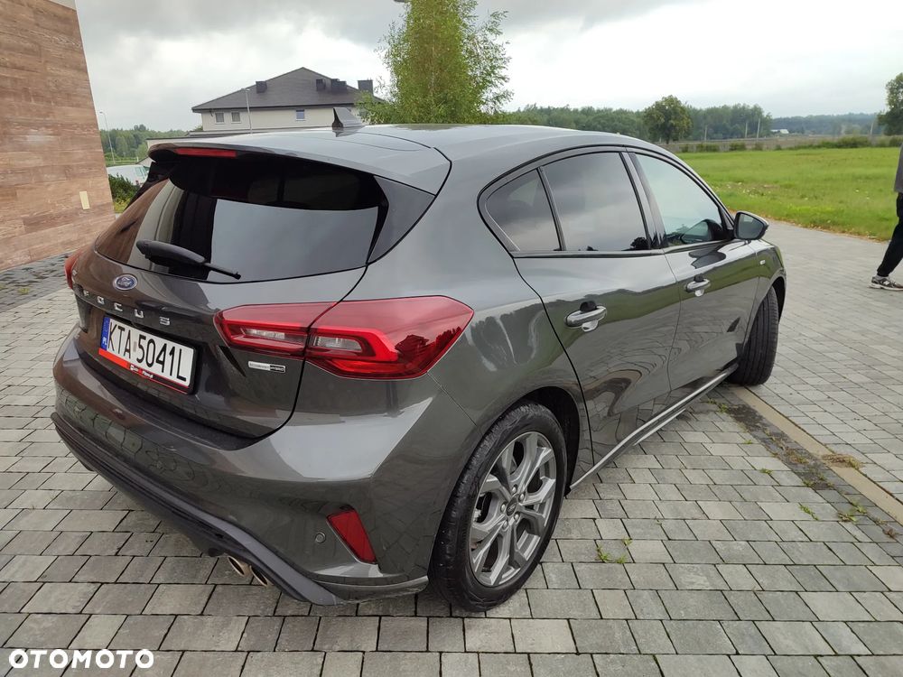 Ford Focus 1.0 EcoBoost Hybrid ST-LINE - 6
