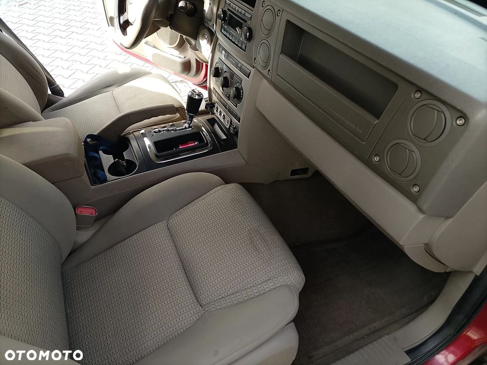 Jeep Commander 3.7 V6 - 11