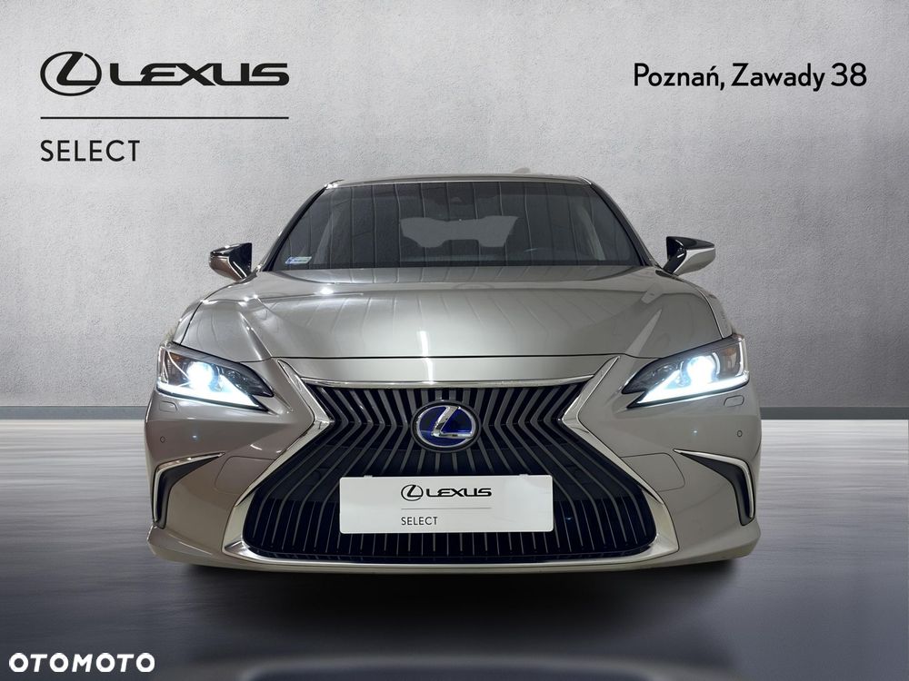 Lexus ES - 6