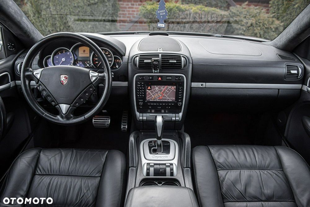 Porsche Cayenne Turbo Tiptronic S - 5