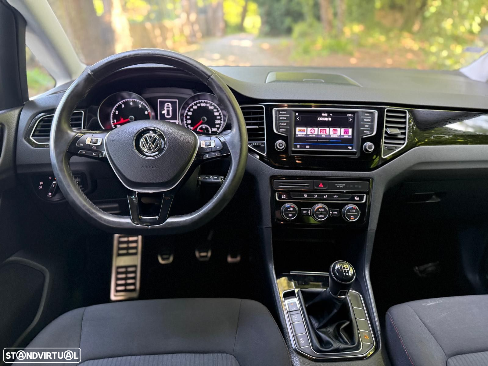 VW Golf Sportsvan - 33