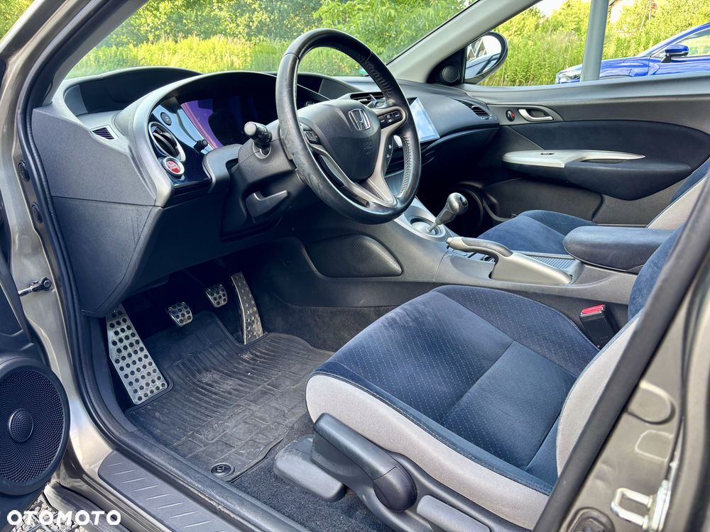 Honda Civic 1.8i-VTEC Sport - 13