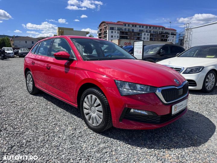 Skoda Scala 2019 photo 2