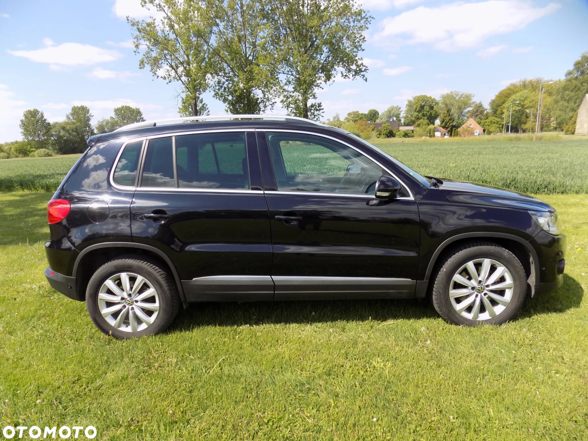 Volkswagen Tiguan 2.0 TDI DPF BlueMotion Technology Sport & Style - 9