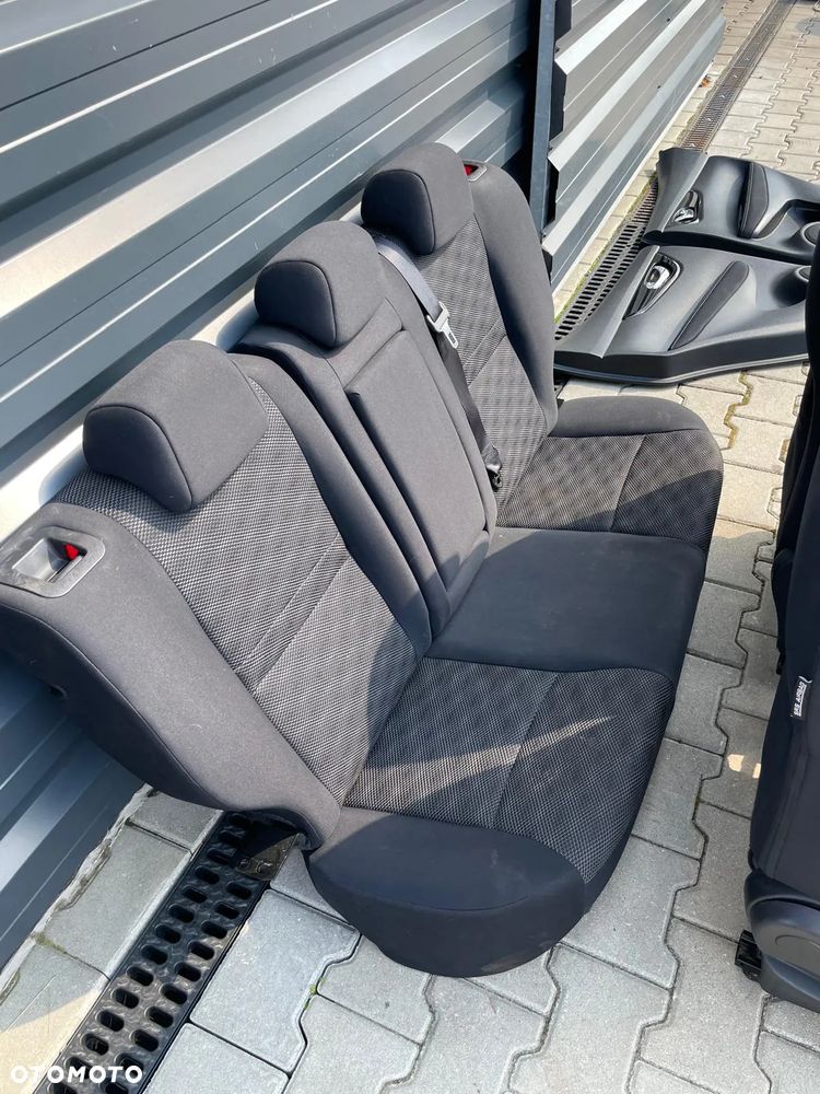 NISSAN QASHQAI II J11 FOTELE WNĘTRZE PRZEKŁADKA DUŃCZYKA - 7