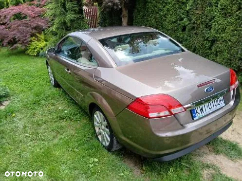Ford Focus CC 2.0 Titanium - 4