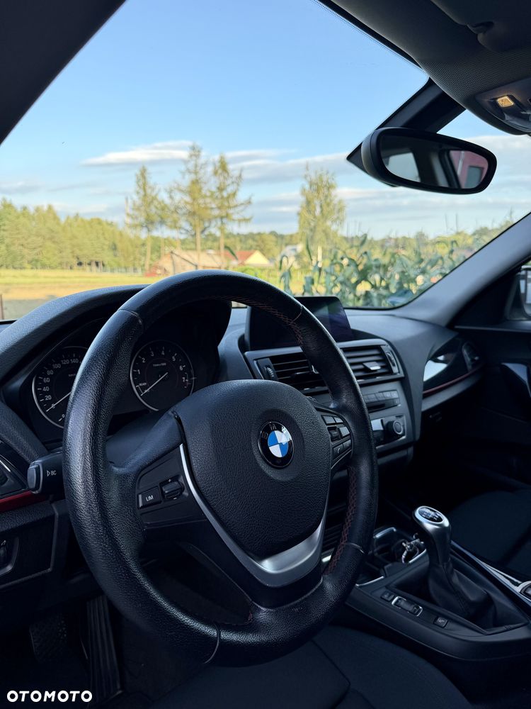 BMW Seria 1 116i Sport Line - 12