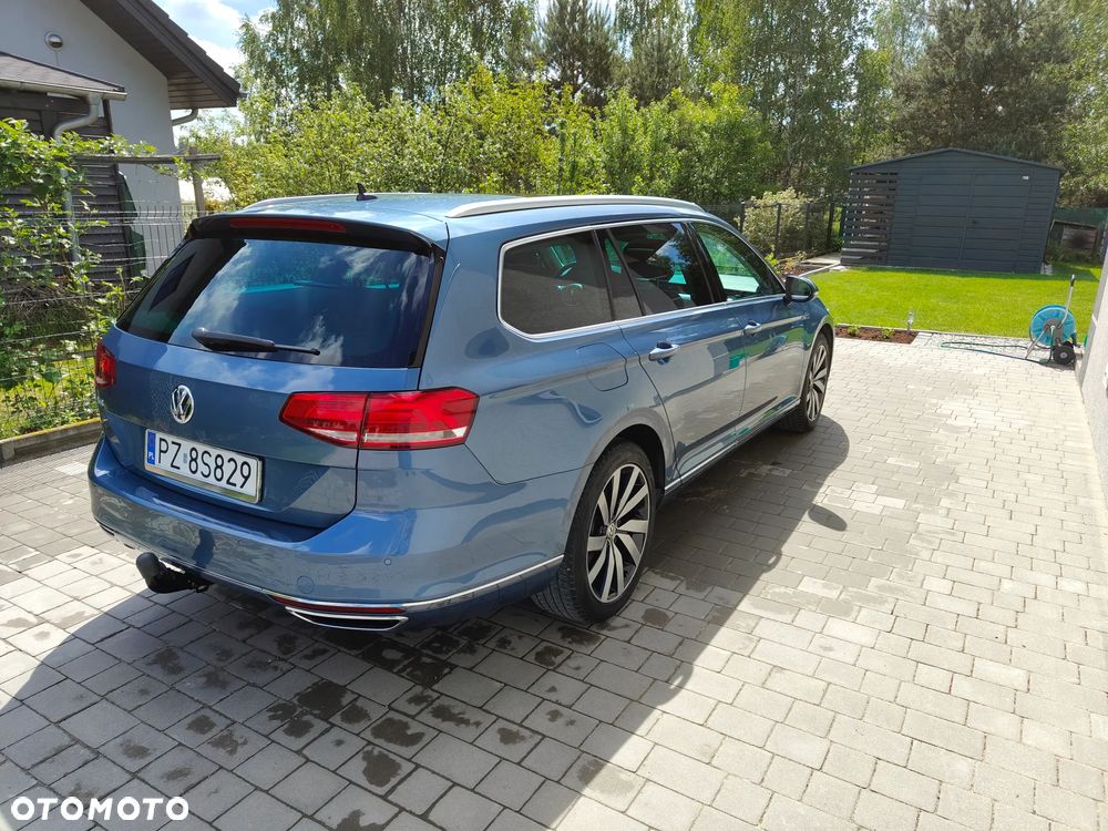 Volkswagen Passat - 13