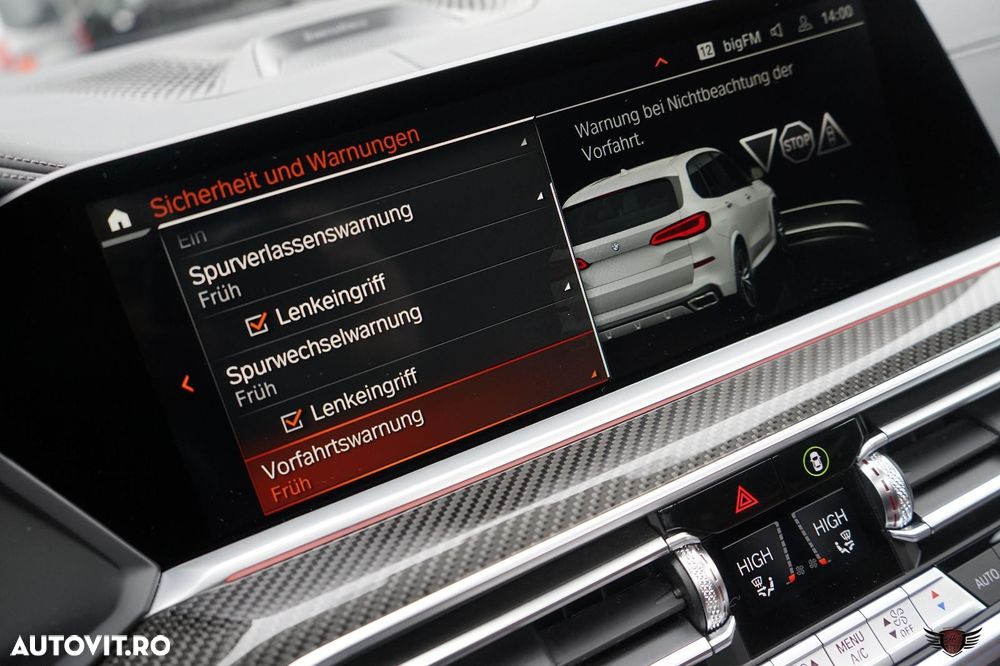 BMW X5 xDrive45e - 26