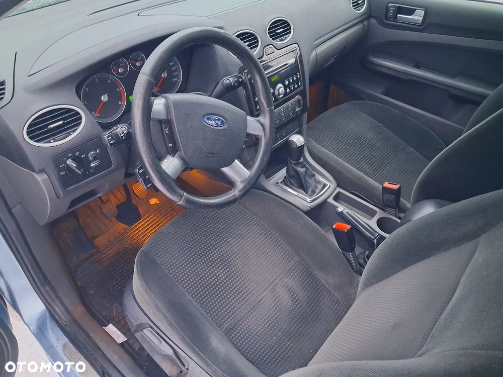 Ford Focus Mk2 II Ghia Konsola panel środkowy dekory drewno Radio SONY kierownica multifunkcja skóra poduszka Air Bag tunel środkowy przełączniki kratki nawiewu schowek panel nawiewu podłokietnik - 3