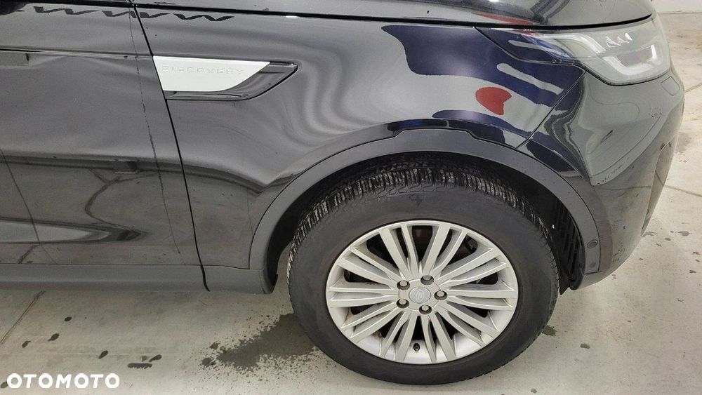 Land Rover Discovery - 4