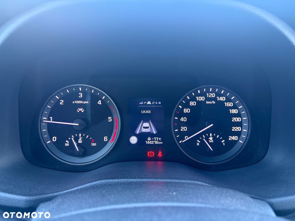 Hyundai Tucson 2.0 CRDI BlueDrive GO 2WD - 18