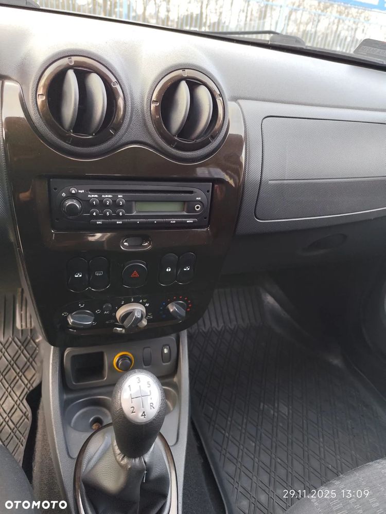Dacia Duster 1.6 - 16