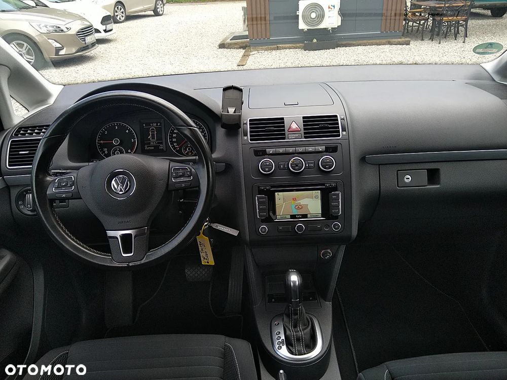 Volkswagen Touran 1.6 TDI DPF DSG Cup - 14
