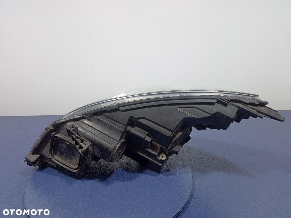 OPEL ZAFIRA C REFLEKTOR PRAWY LAMPA PRZEDNIA EU 39009022 - 2