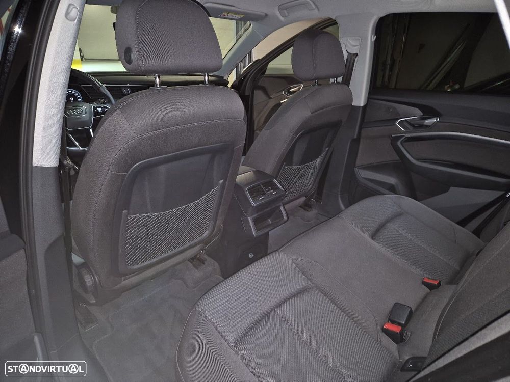Audi e-tron 55 quattro - 14