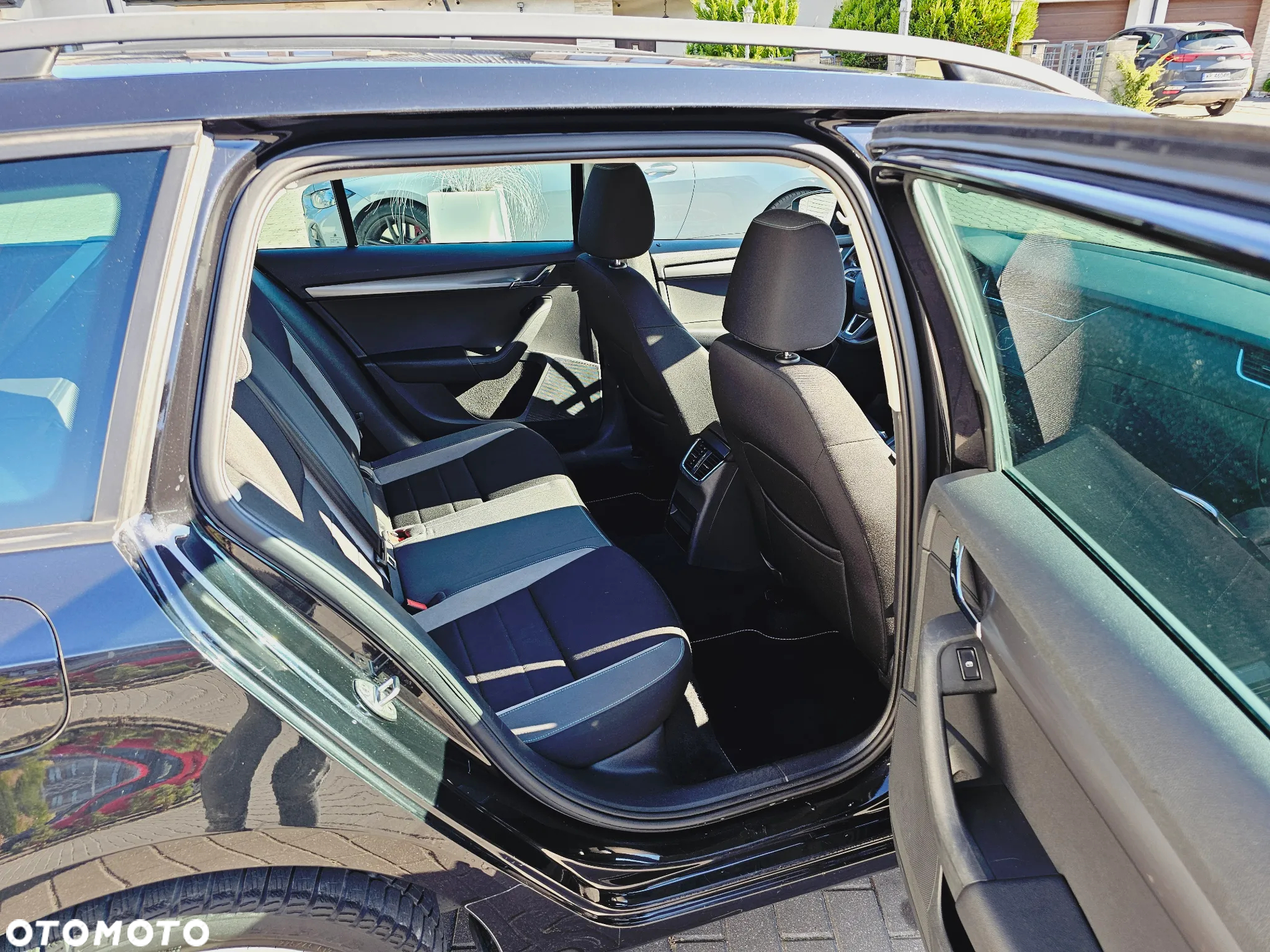 Skoda Octavia Combi 1.6 TDI (Green tec) DSG Joy - 13