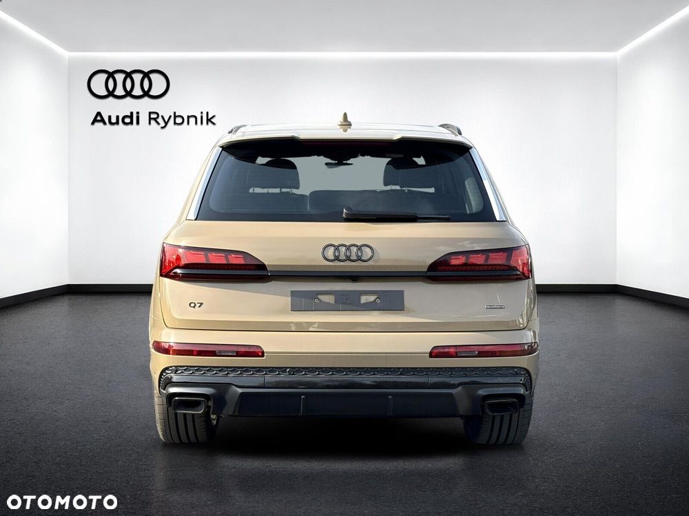 Audi Q7 - 4