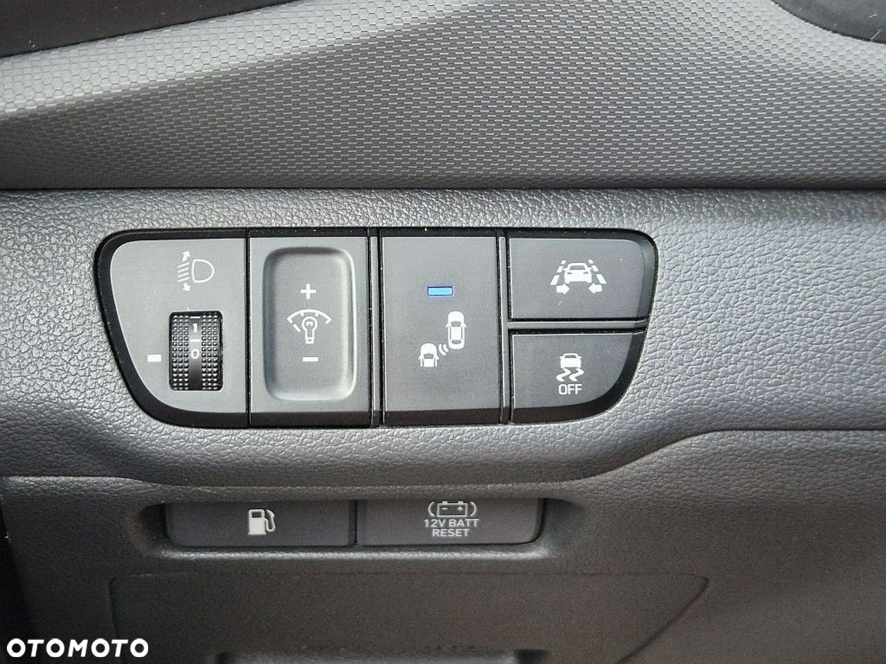Hyundai IONIQ hybrid Platinum - 21
