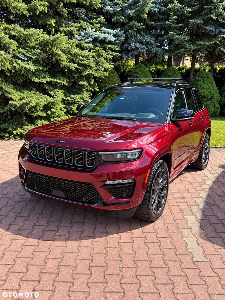 Jeep Grand Cherokee - 1