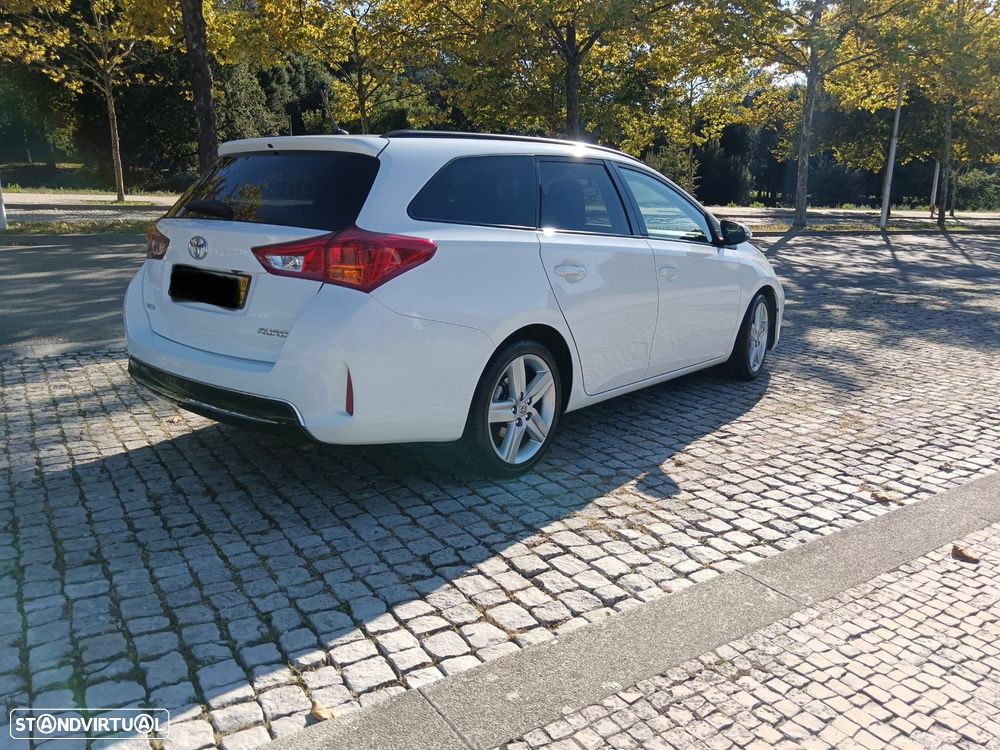 Toyota Auris 1.4 D-4D Comfort+Pack Sport - 14