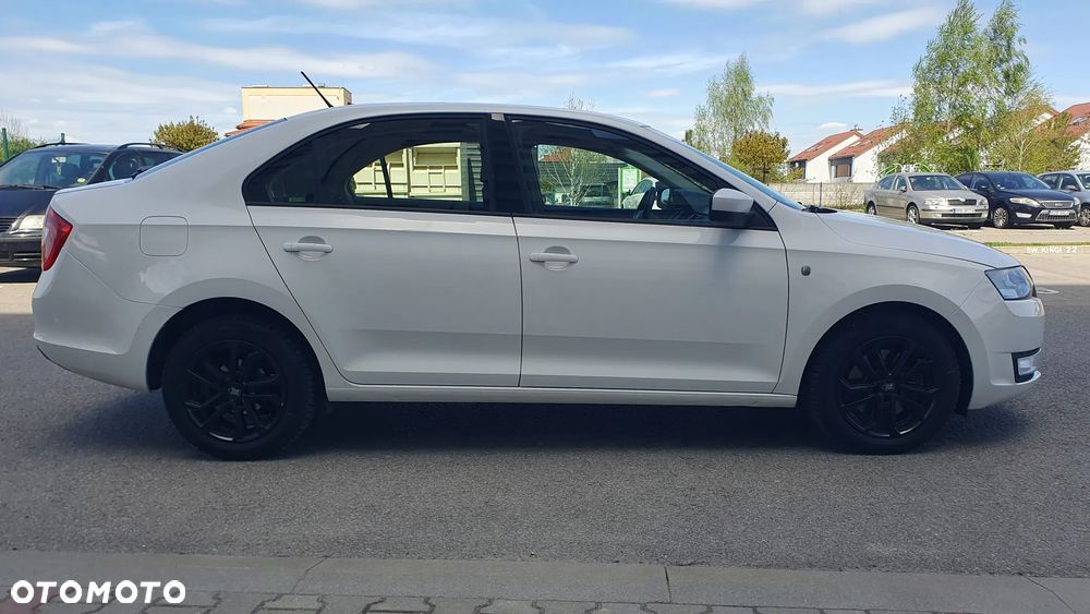 Skoda RAPID - 15