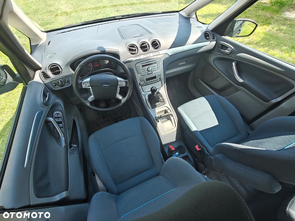 Ford Galaxy 1.8 TDCi Ambiente - 8