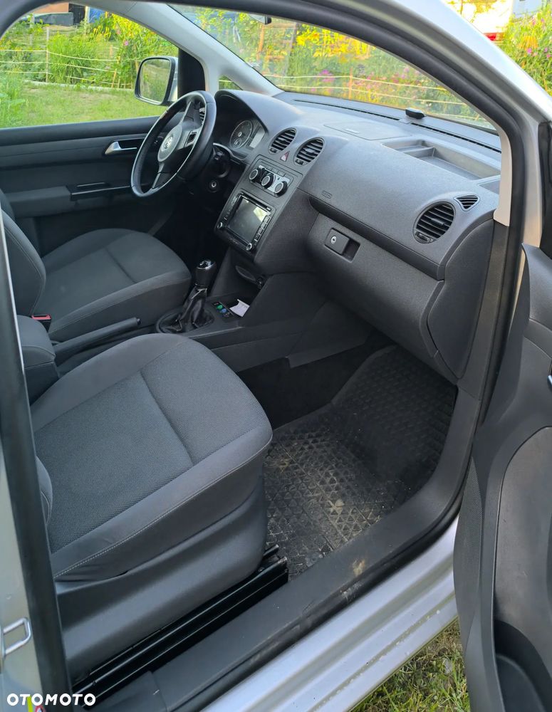 Volkswagen Caddy Comfortline - 6