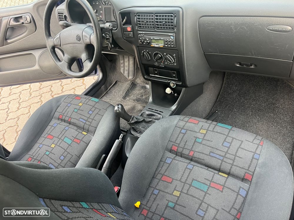 VW Polo 1.0 Confortline AC - 31