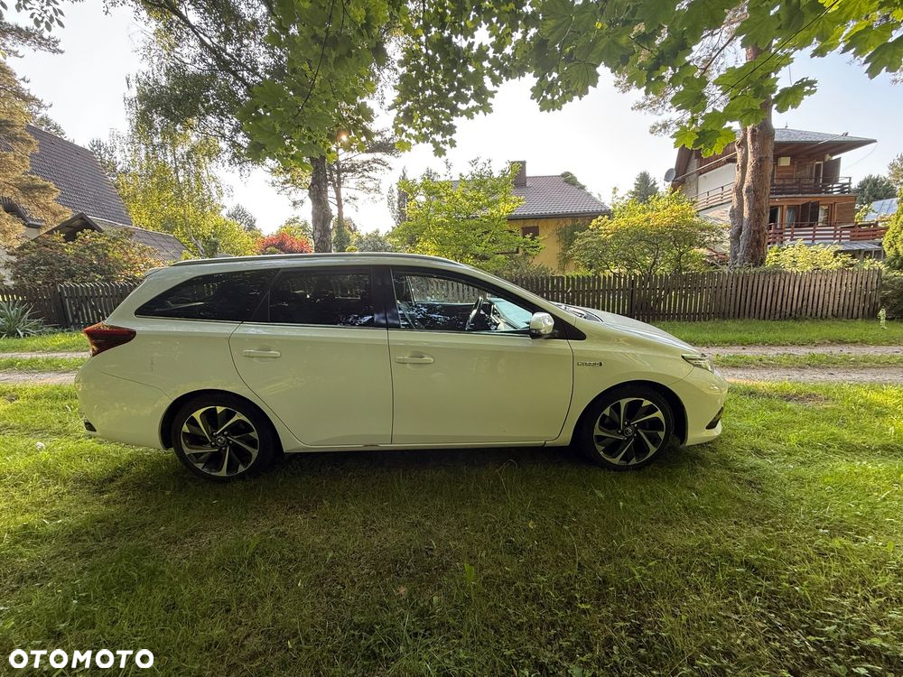 Toyota Auris - 8
