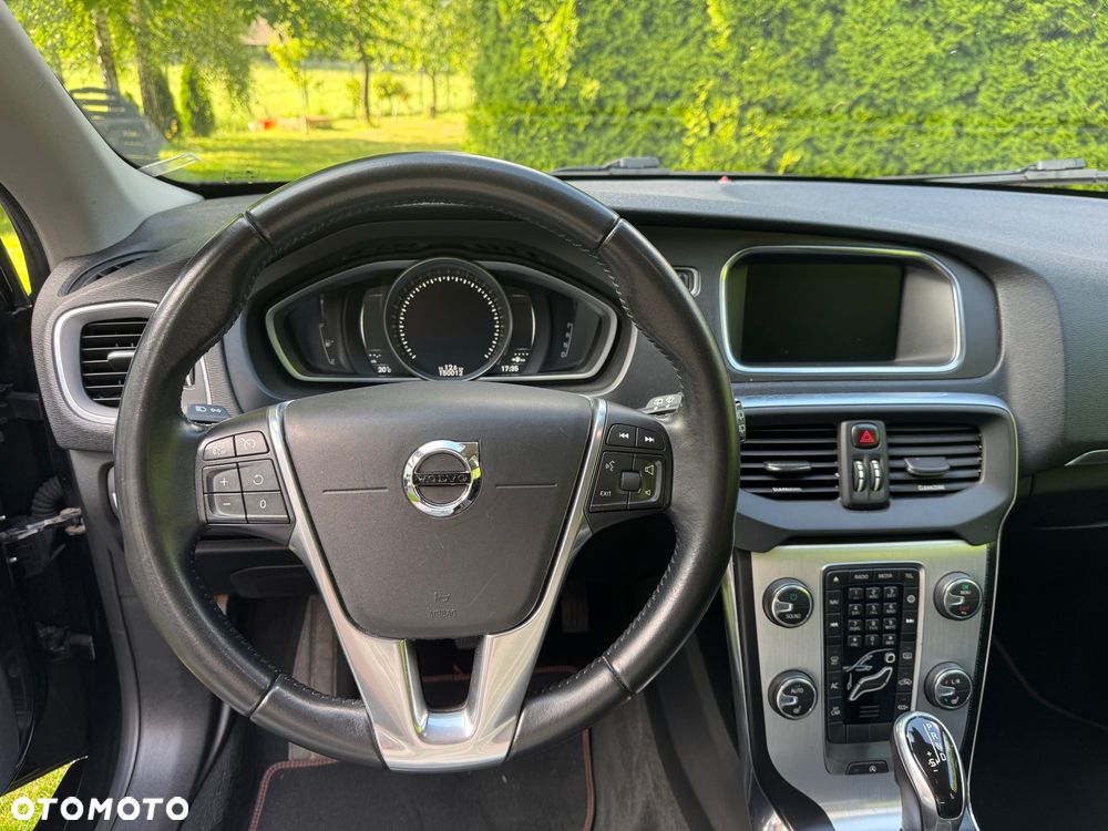 Volvo V40 D2 Drive-E Ocean Race - 9