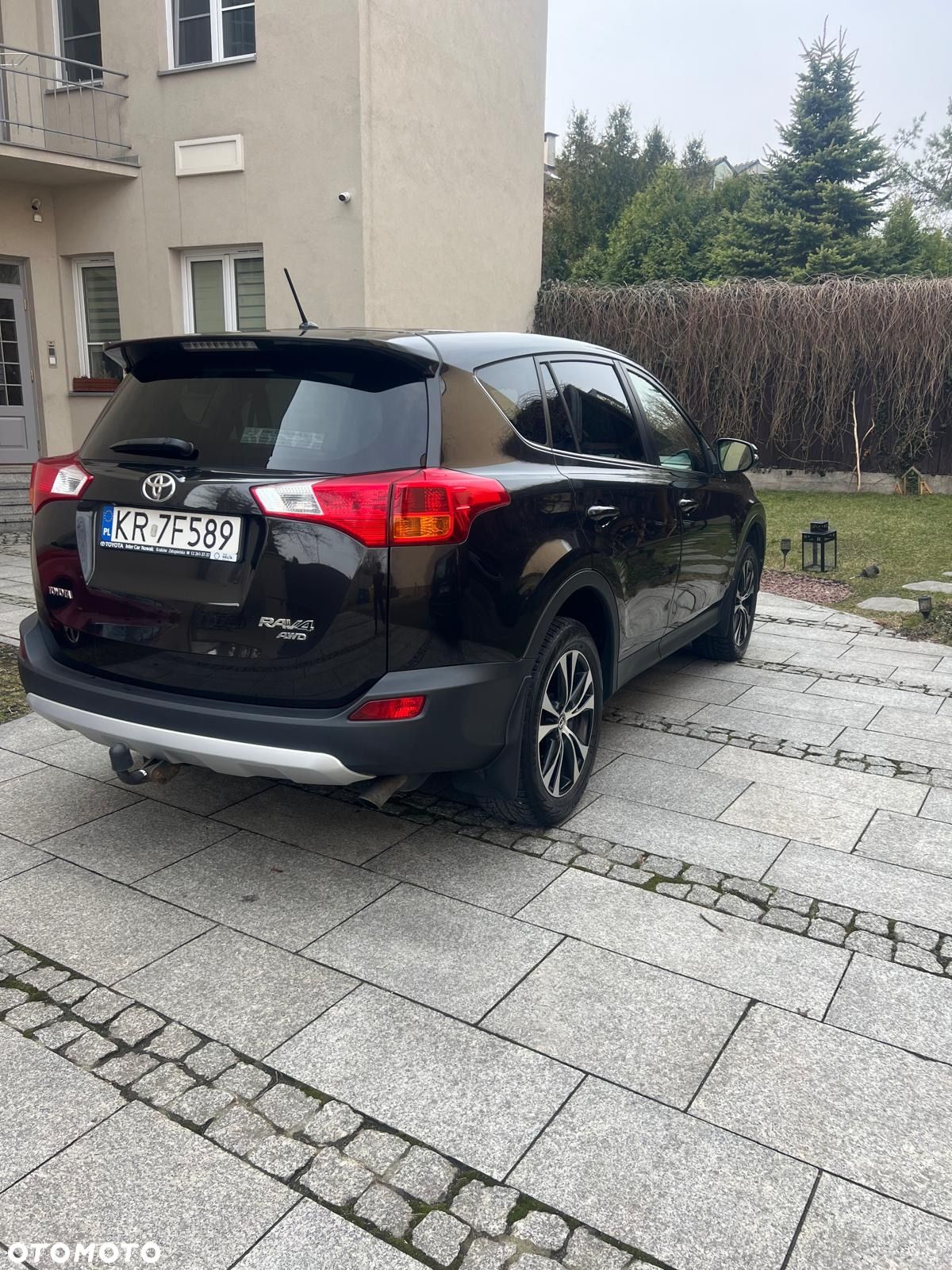 Toyota RAV4 - 1
