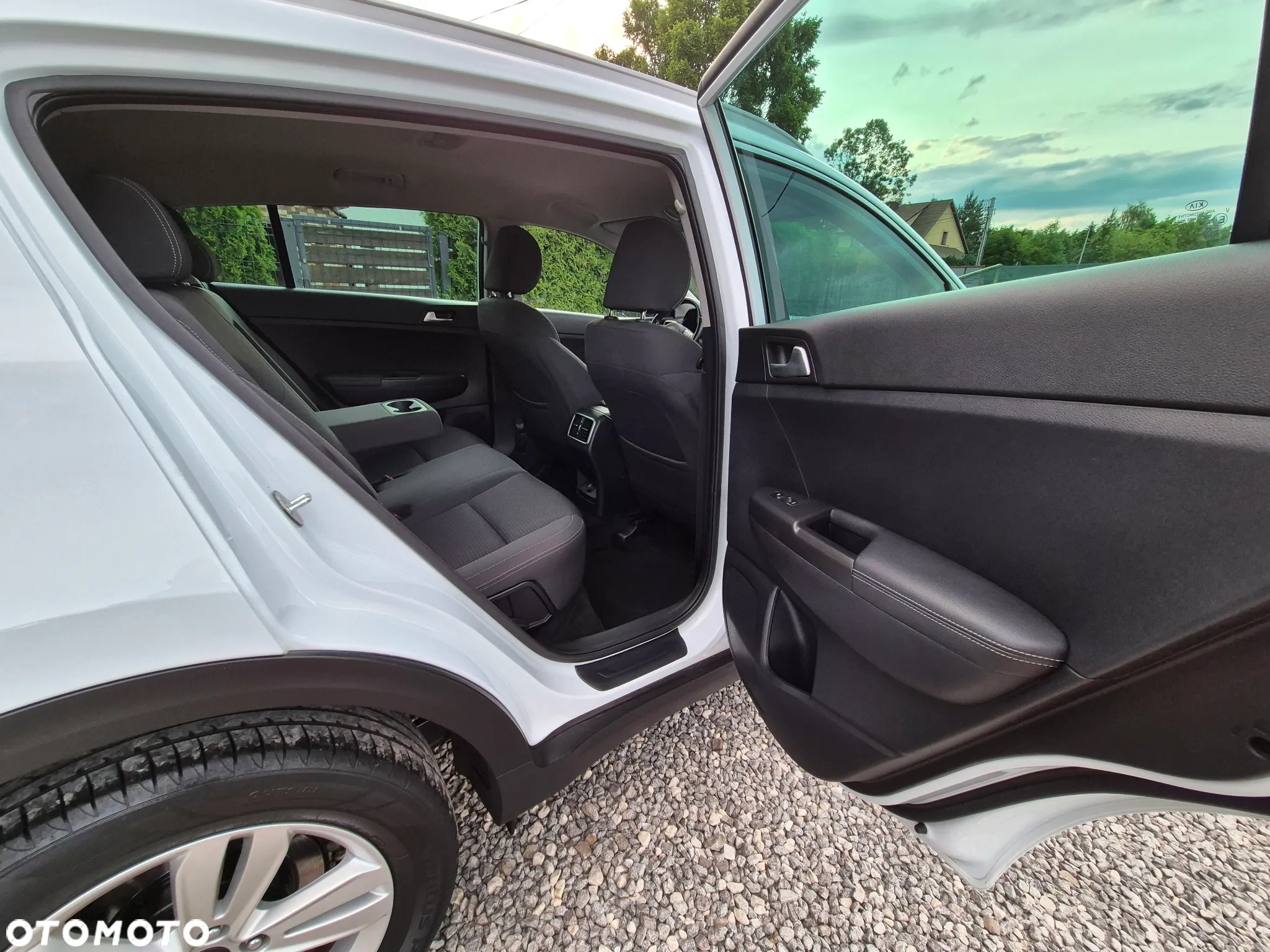 Kia Sportage 1.6 GDI 2WD Black Edition - 38