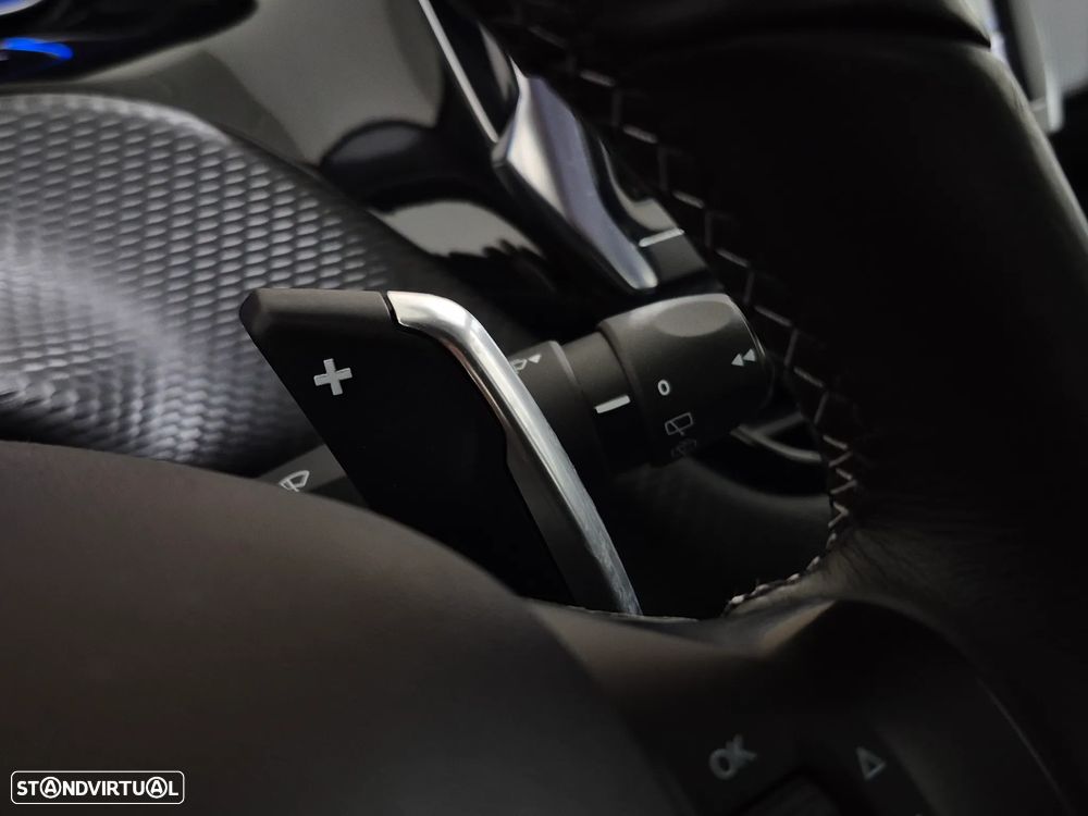 Peugeot 2008 1.6 e-HDi Allure 2-Tronic - 24