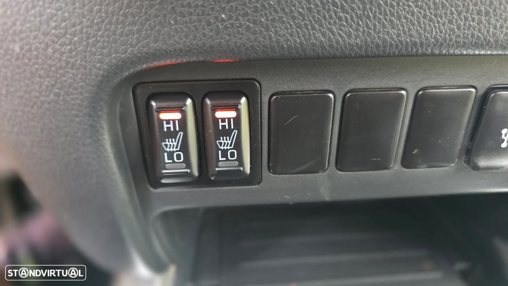 Mitsubishi L200 Pick Up 4x4 S&S Cabine Dupla Diamant Edition - 24