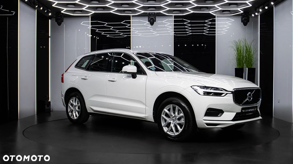 Volvo XC 60 T4 Momentum - 10
