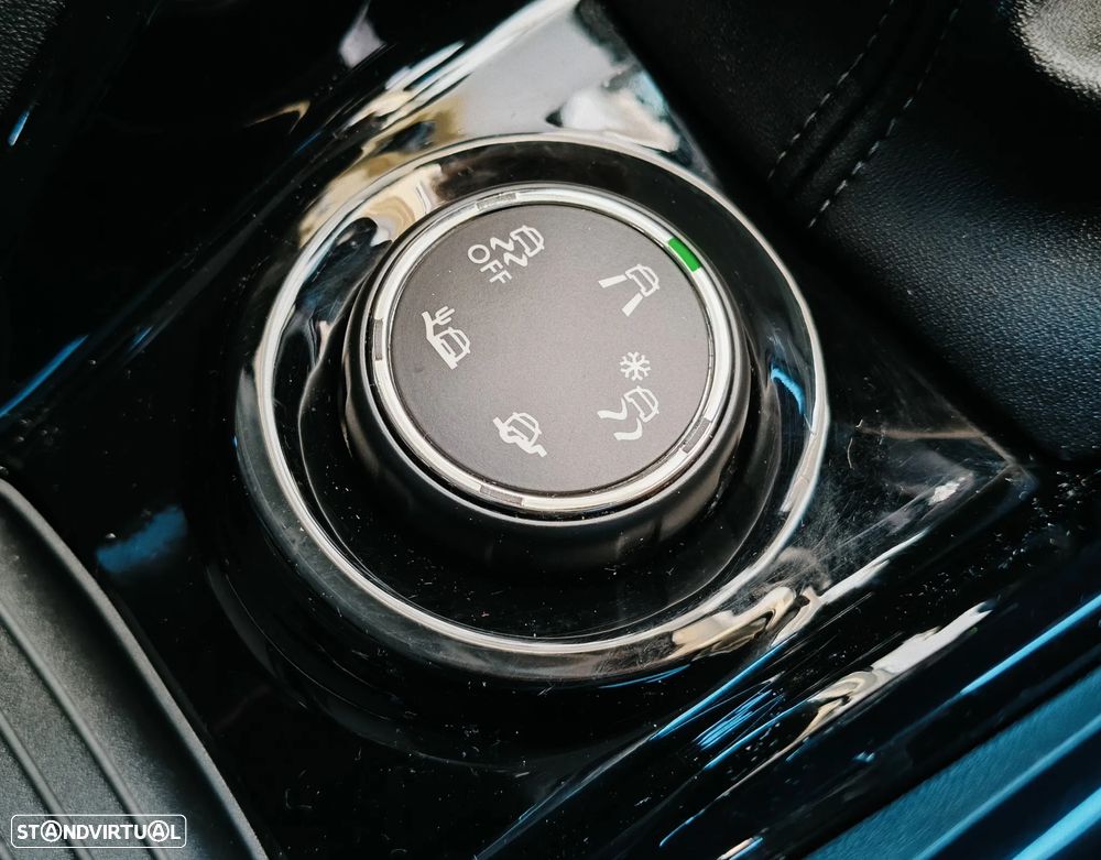 Peugeot 2008 1.6 BlueHDi Allure - 21